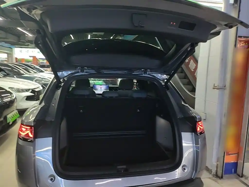 BYD Song L DM-i 2025 Smart Drive 160km Premium фото 19
