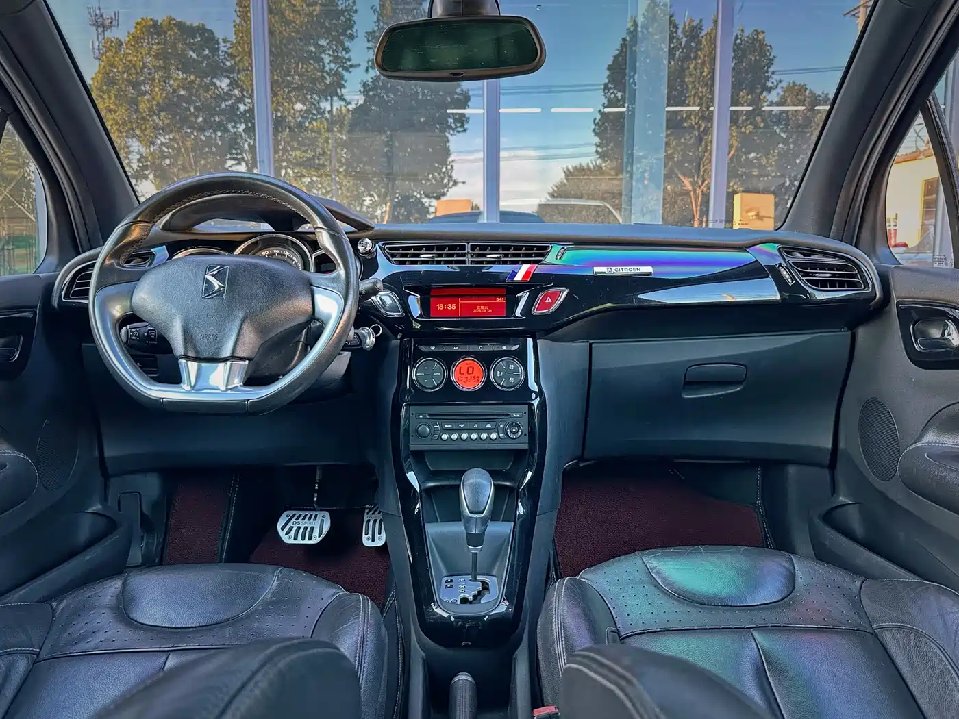 DS 3 Classic 2012 1.6L Style Edition фото 9