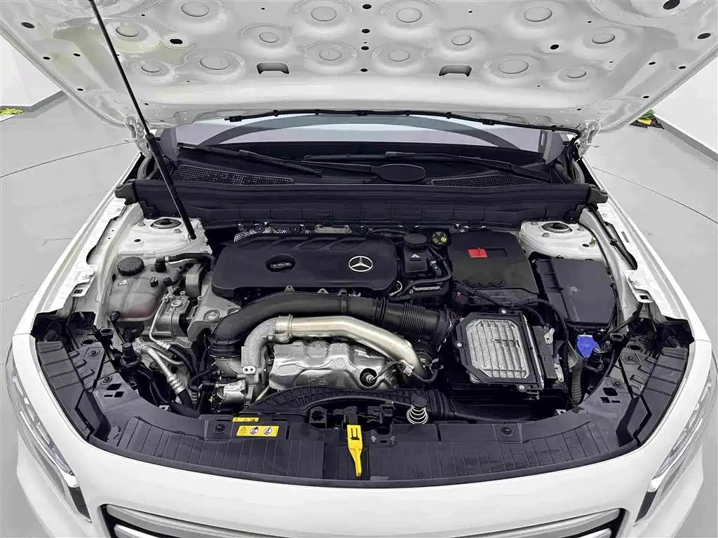 Mercedes-Benz GLB 2025 2024 Facelift GLB 220 Style