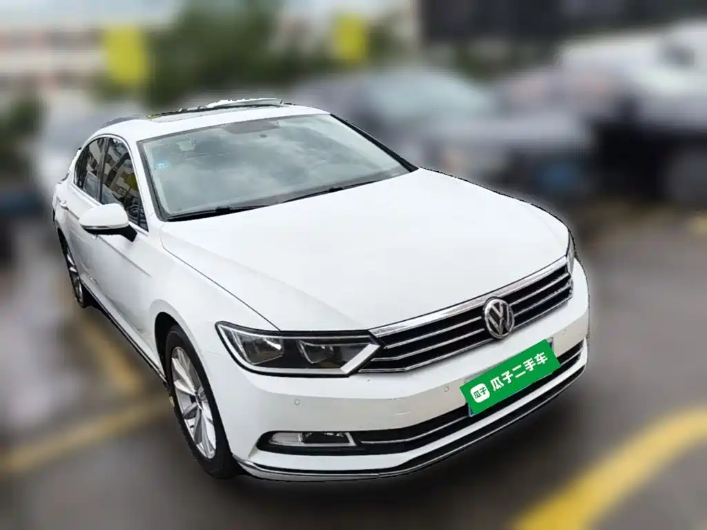 Photo 7 - Volkswagen Magotan