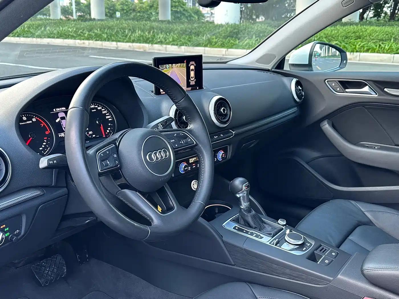 Audi A3 2018 30th Anniversary Limousine 40 TFSI Style фото 6