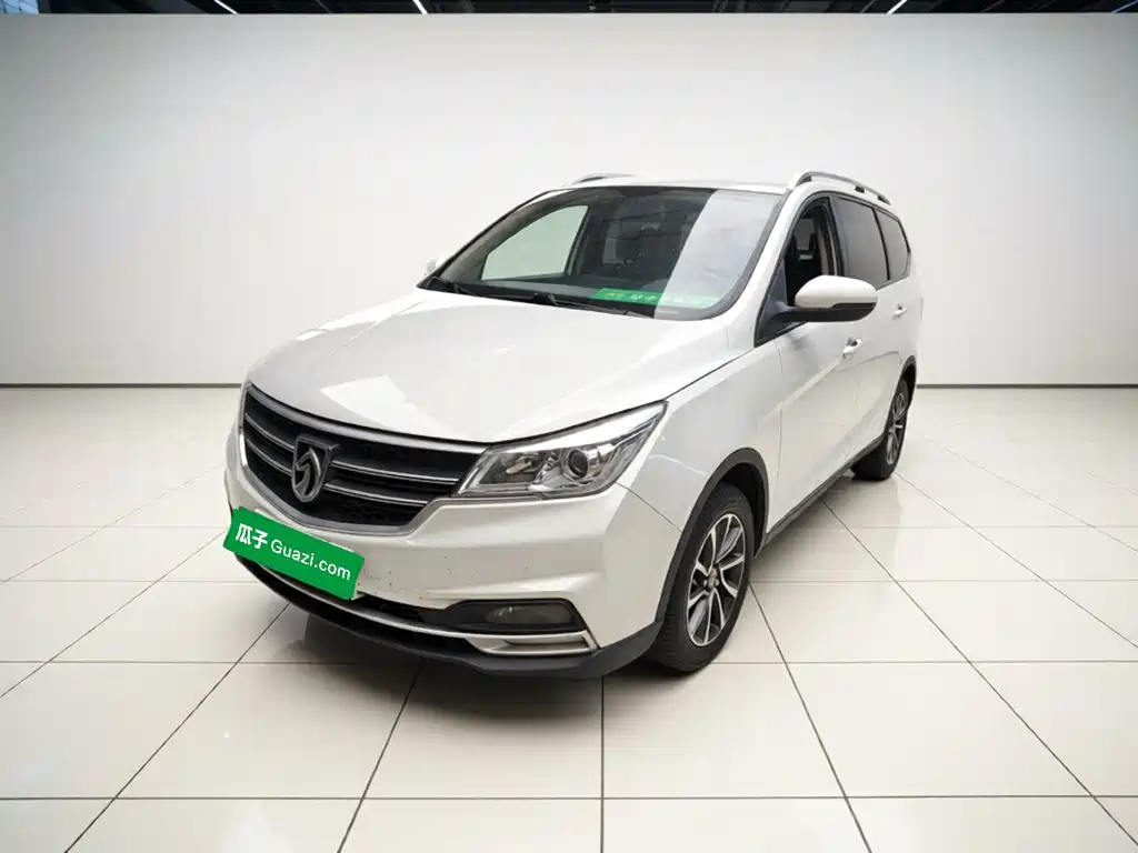 Фото 2 - Baojun 730