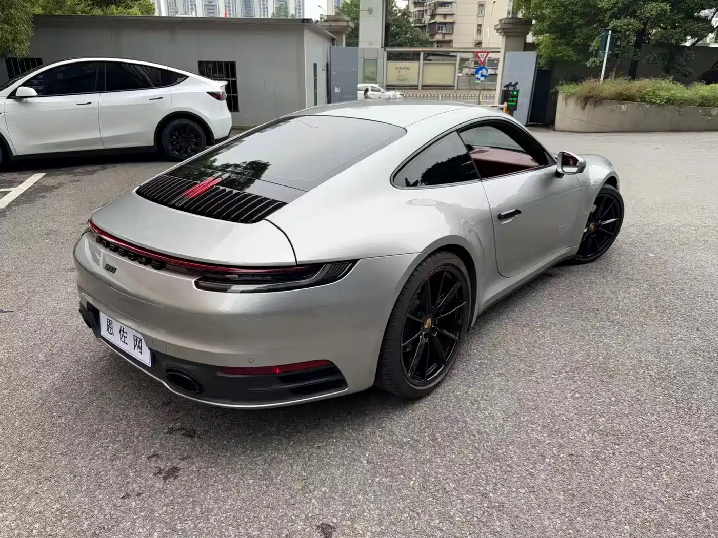 Porsche 911 2023 Carrera 3.0T фото 15