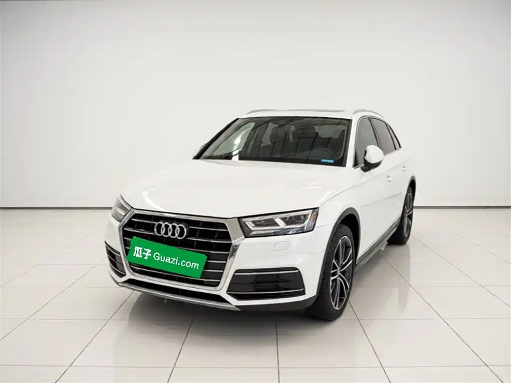 Audi Q5L 2018 45 TFSI Exclusive Elegance (China V)