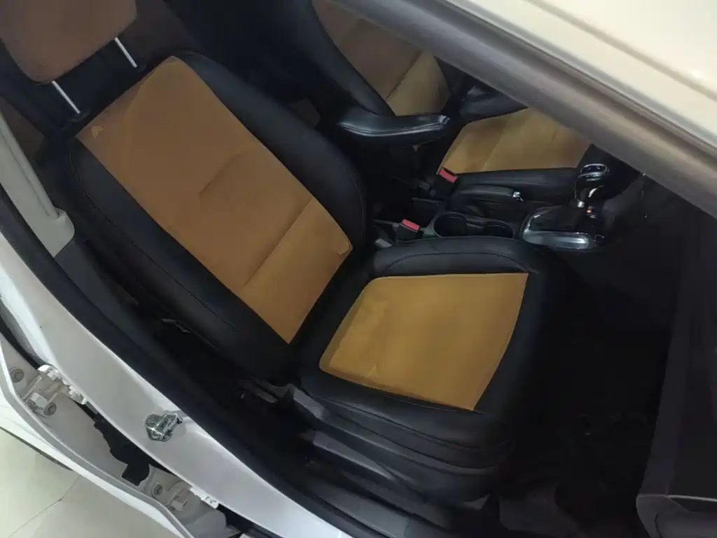 Фото 25 - Buick Encore