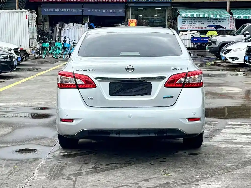 Фото 8 - Nissan Sylphy
