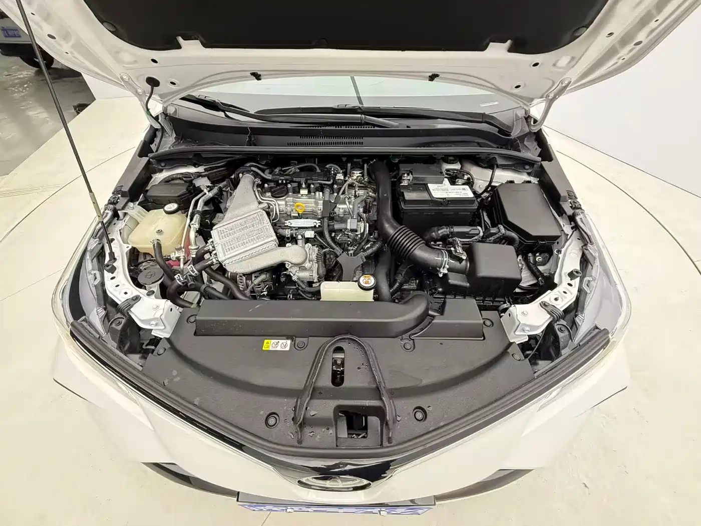 Toyota Corolla 2021 1.2T S-CVT Elite PLUS Edition фото 8
