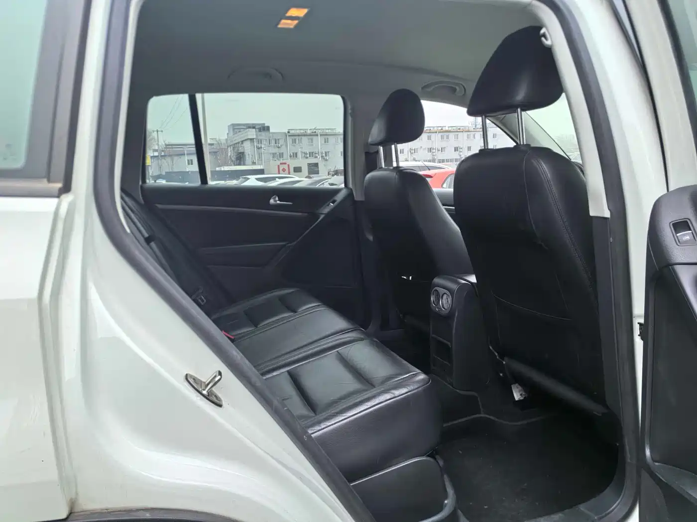 Volkswagen Tiguan 2015 1.8TSI Automatic 4WD Comfortline фото 16