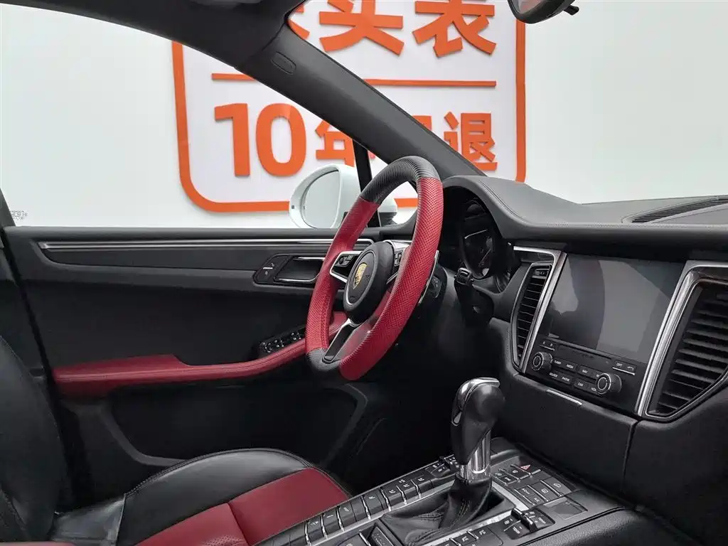 Porsche Macan 2017 Macan 2.0T фото 22