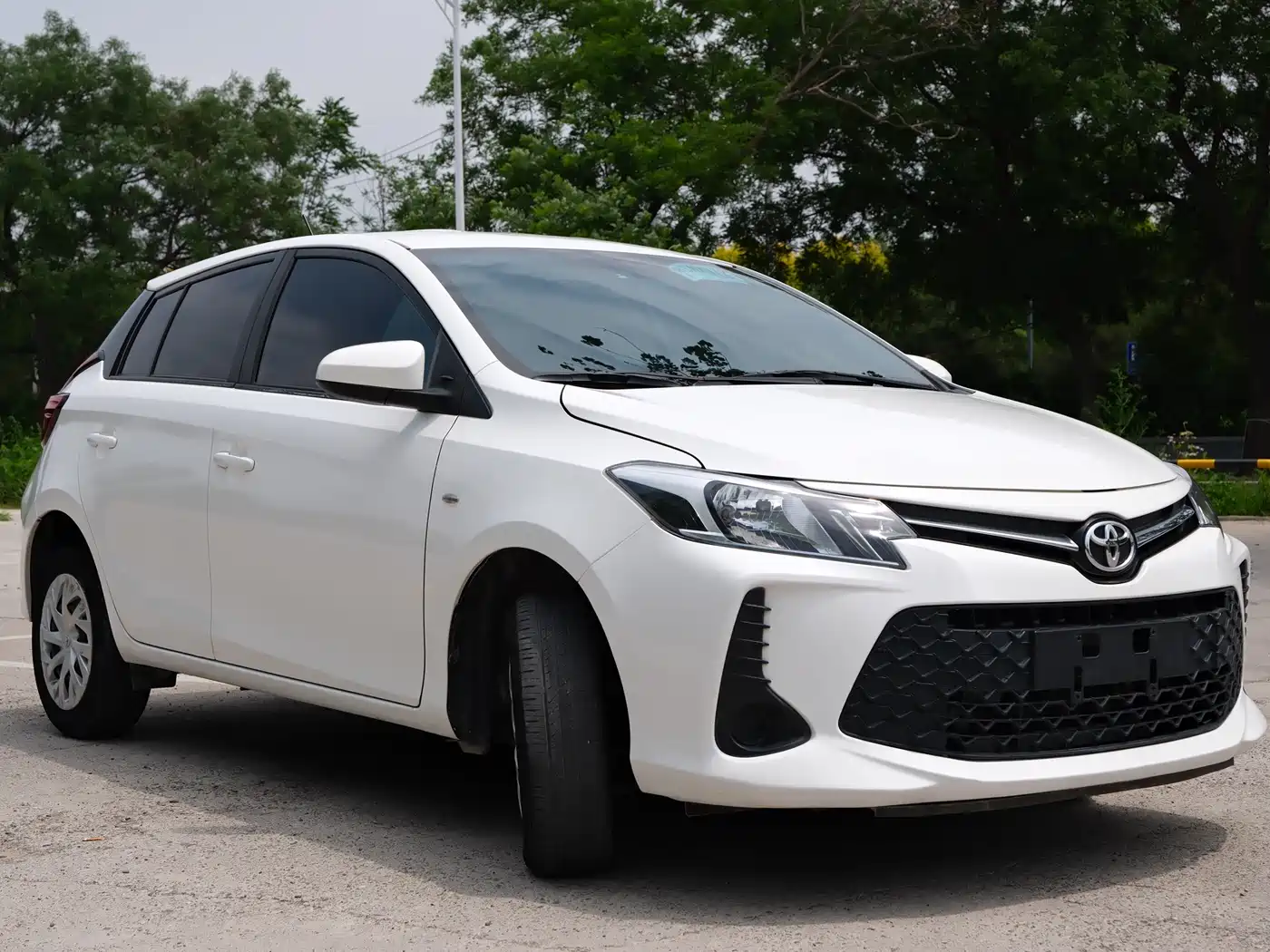 Toyota Vios FS 2021 1.5L CVT Fengchi Edition фото 3