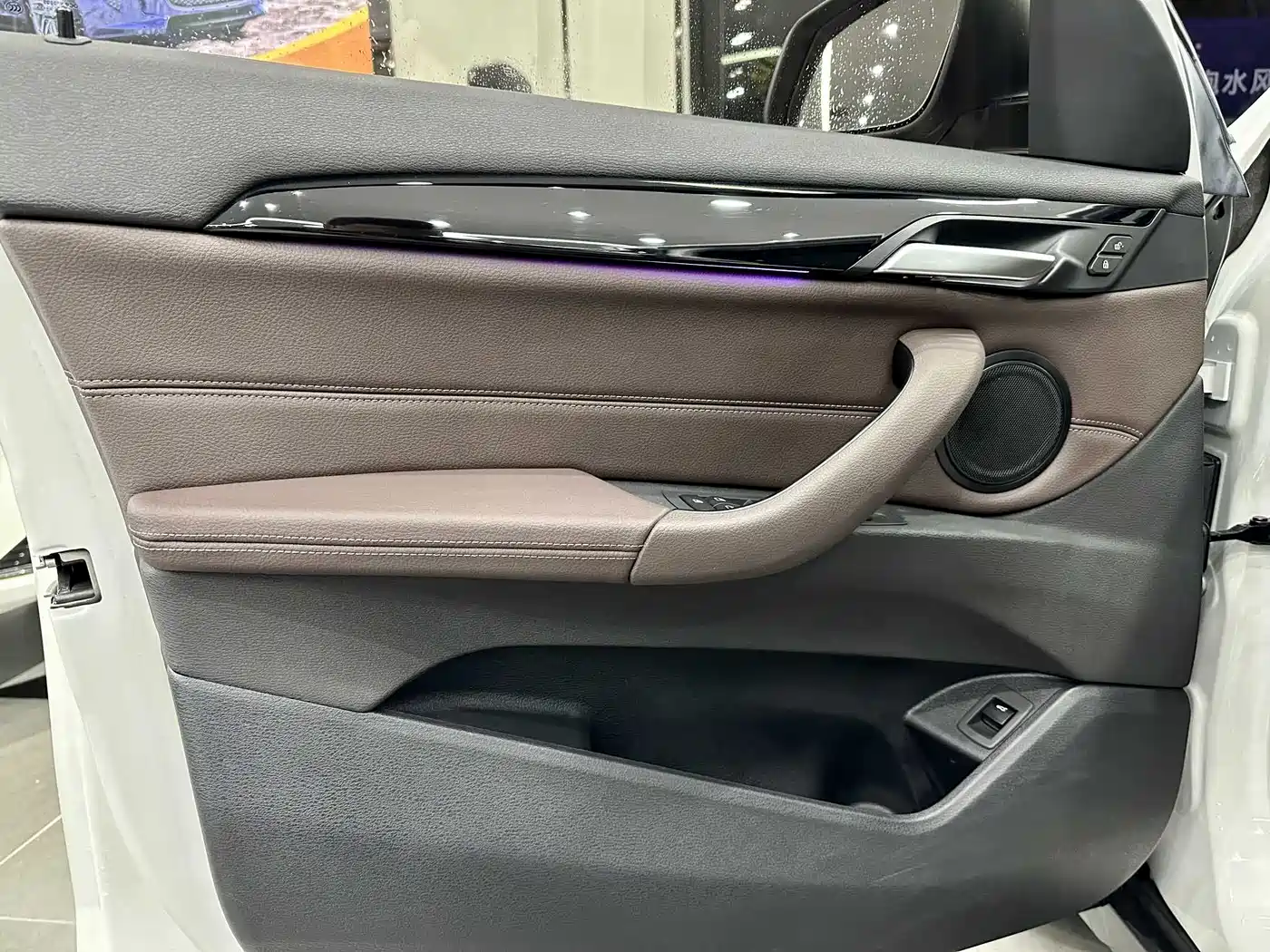BMW X1 2020 sDrive20Li Fashion Model фото 15