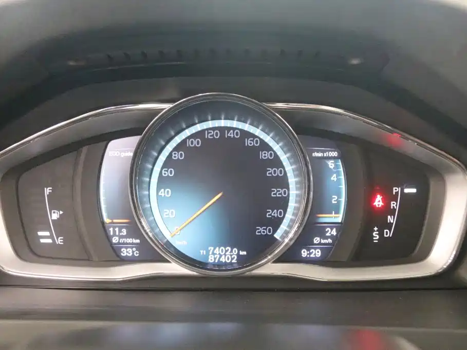 Volvo V60 2017 2017 T5 Zhi Ya Edition China V