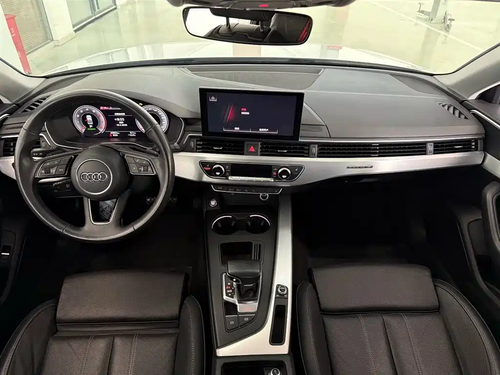 Audi A4L 2020 40 TFSI quattro Luxury Dynamic фото 8
