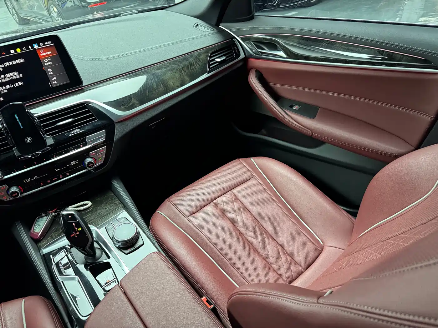BMW 5 Series 2022 Model Second Facelift 525Li M Sport Package фото 8