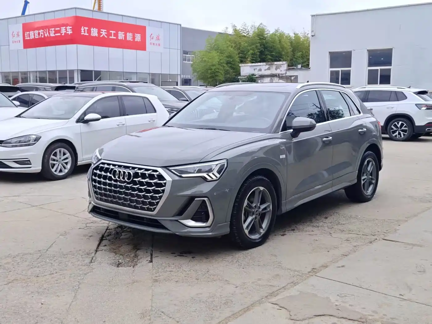 Audi Q3 2023 2024 35 TFSI Progressive Sport