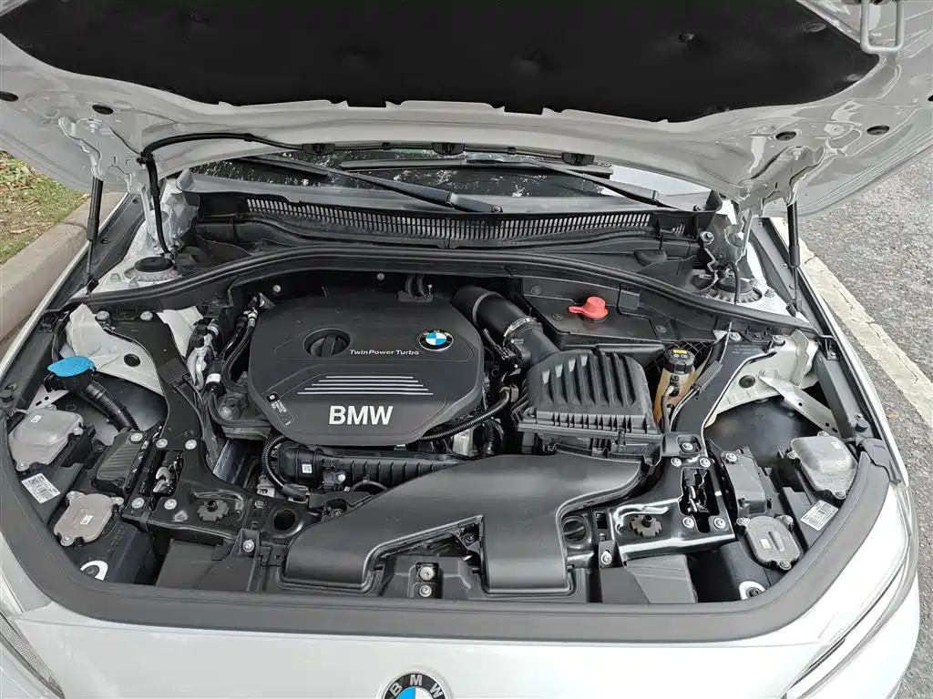 BMW 1 Series 2019 118i Fashion Edition фото 16