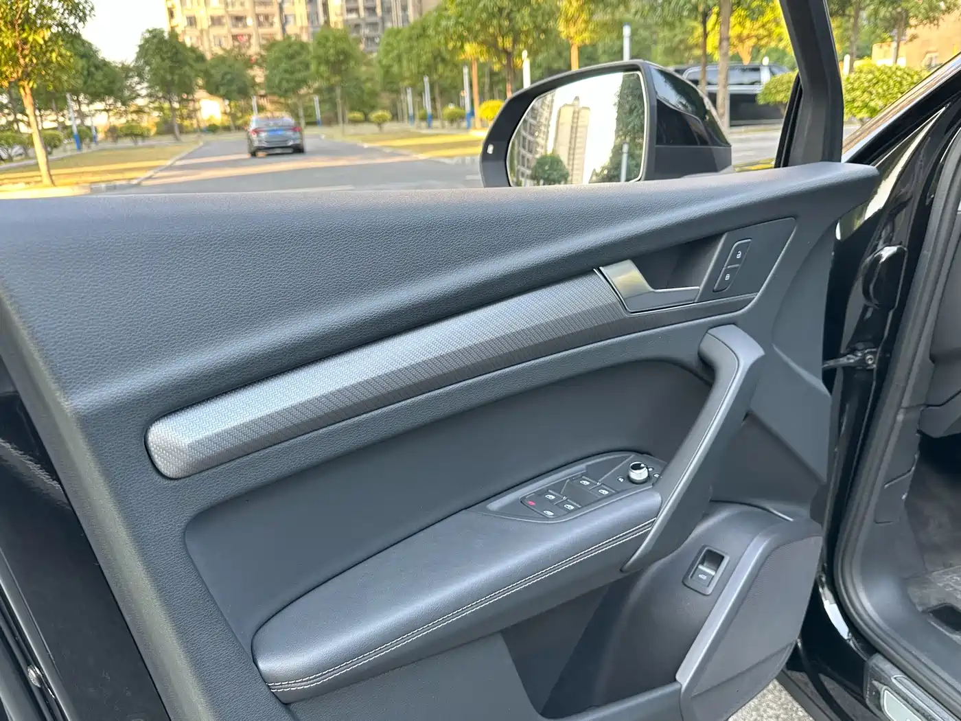 Audi Q5L 2022 40T Luxury Dynamic фото 16