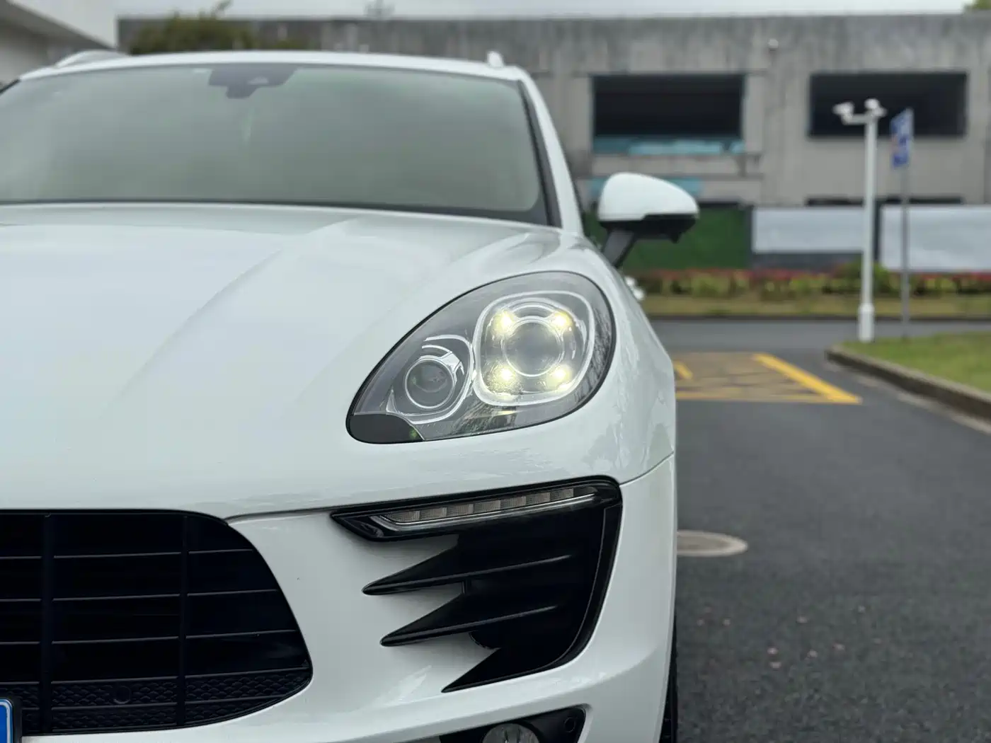 Porsche Macan 2016 Macan 2.0T фото 7