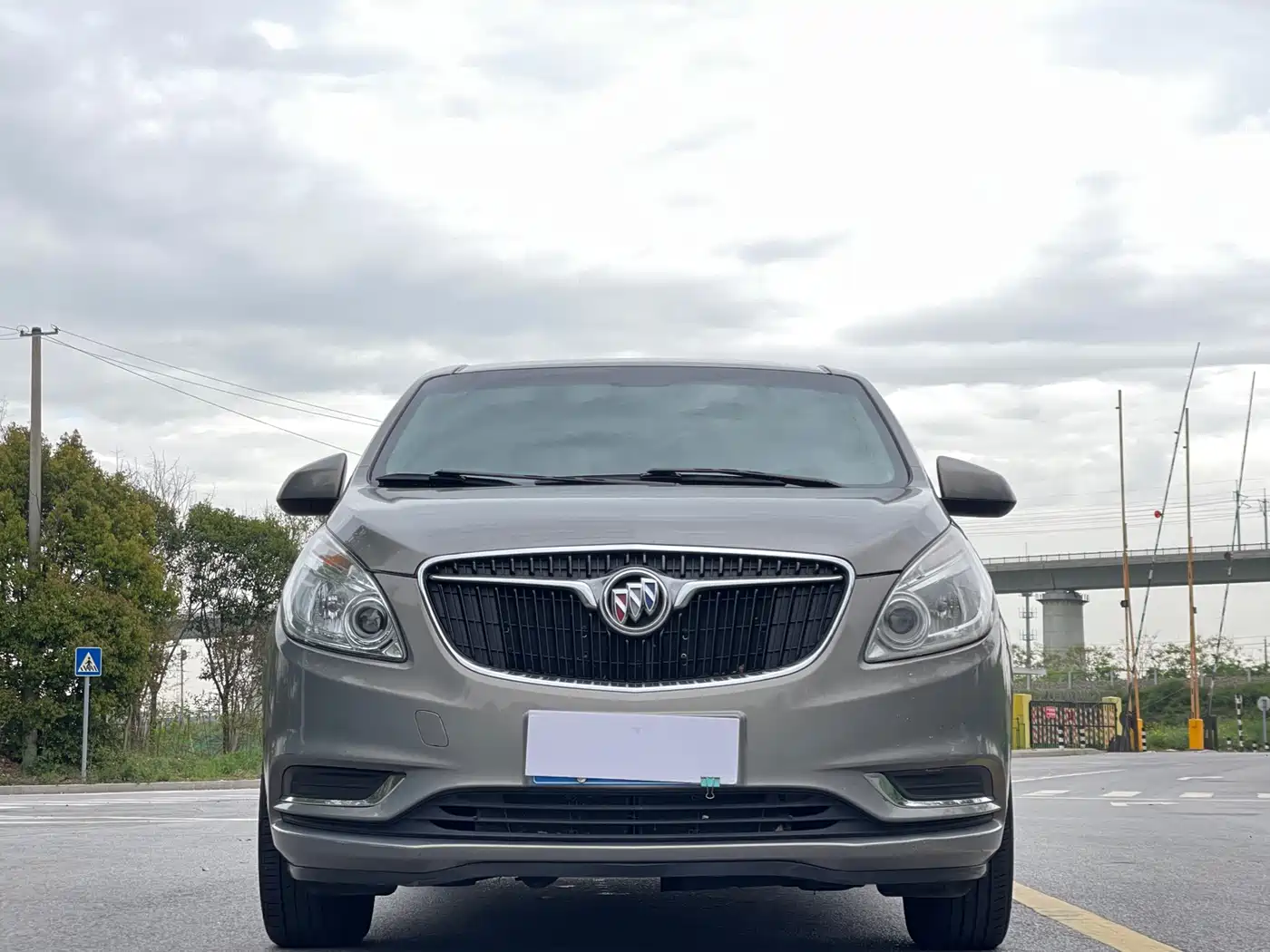 Buick GL8 2017 25S Luxury China V