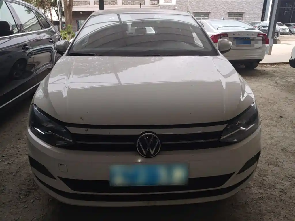 Volkswagen Polo 2023 Facelift Plus 1.5L Auto Joyful Living Edition фото 3