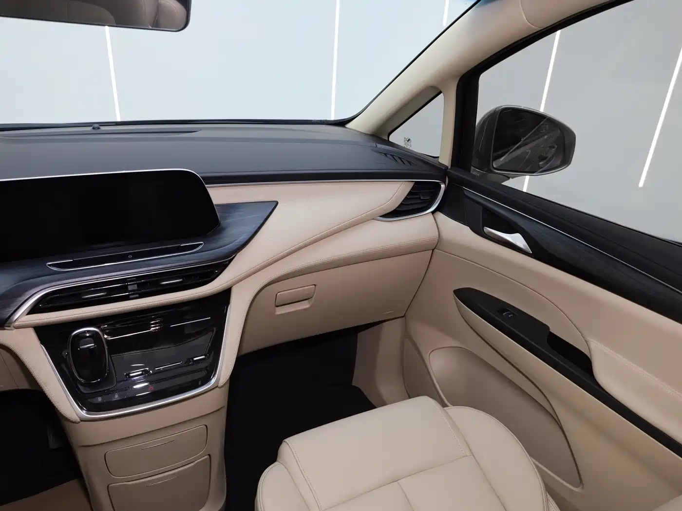 Buick GL8 2023 ES Landmaster Exclusive фото 18