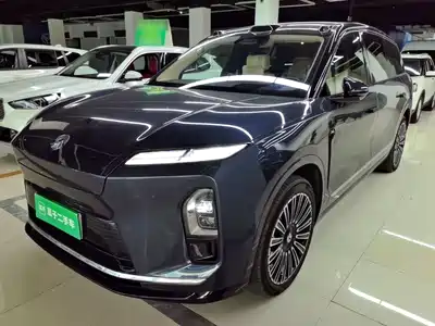 NIO ES8