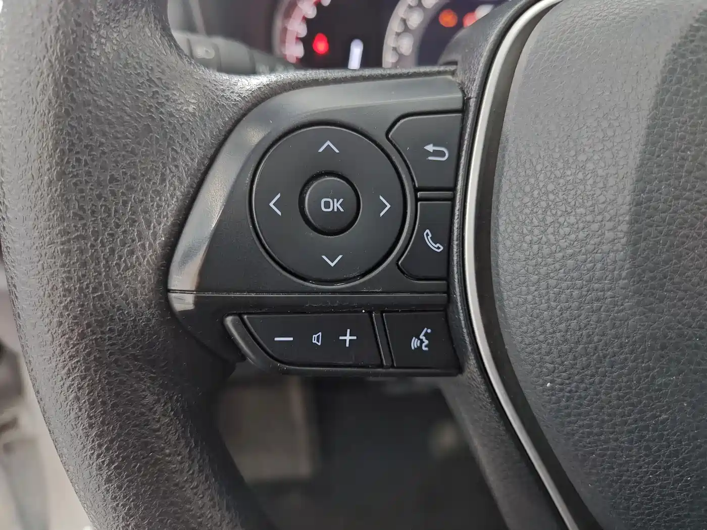 Toyota RAV4 Rongfang 2020 2.0L CVT 2WD Trend Edition фото 20