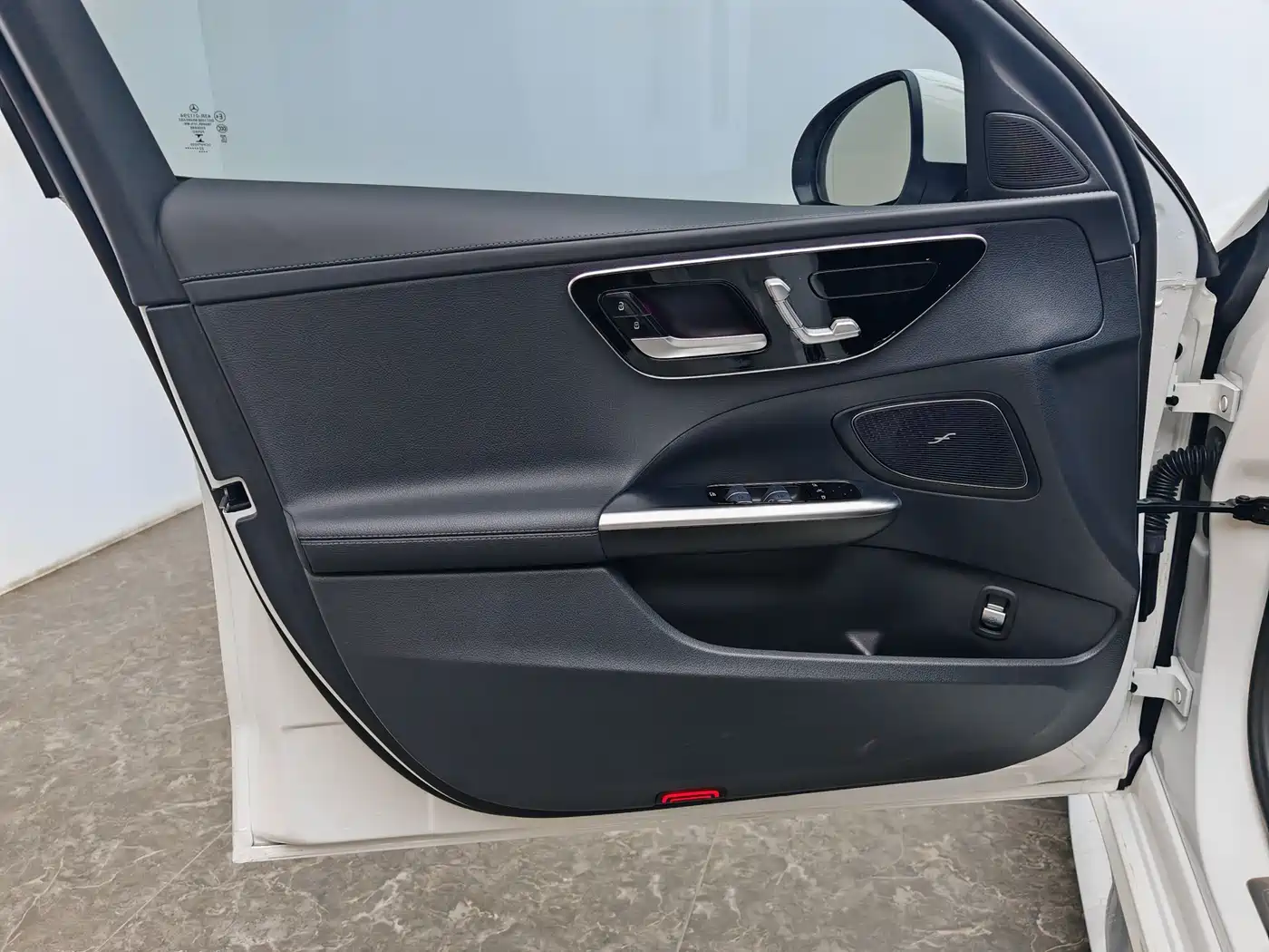 Mercedes-Benz C-Class 2022 C 200 L Sport Version фото 19