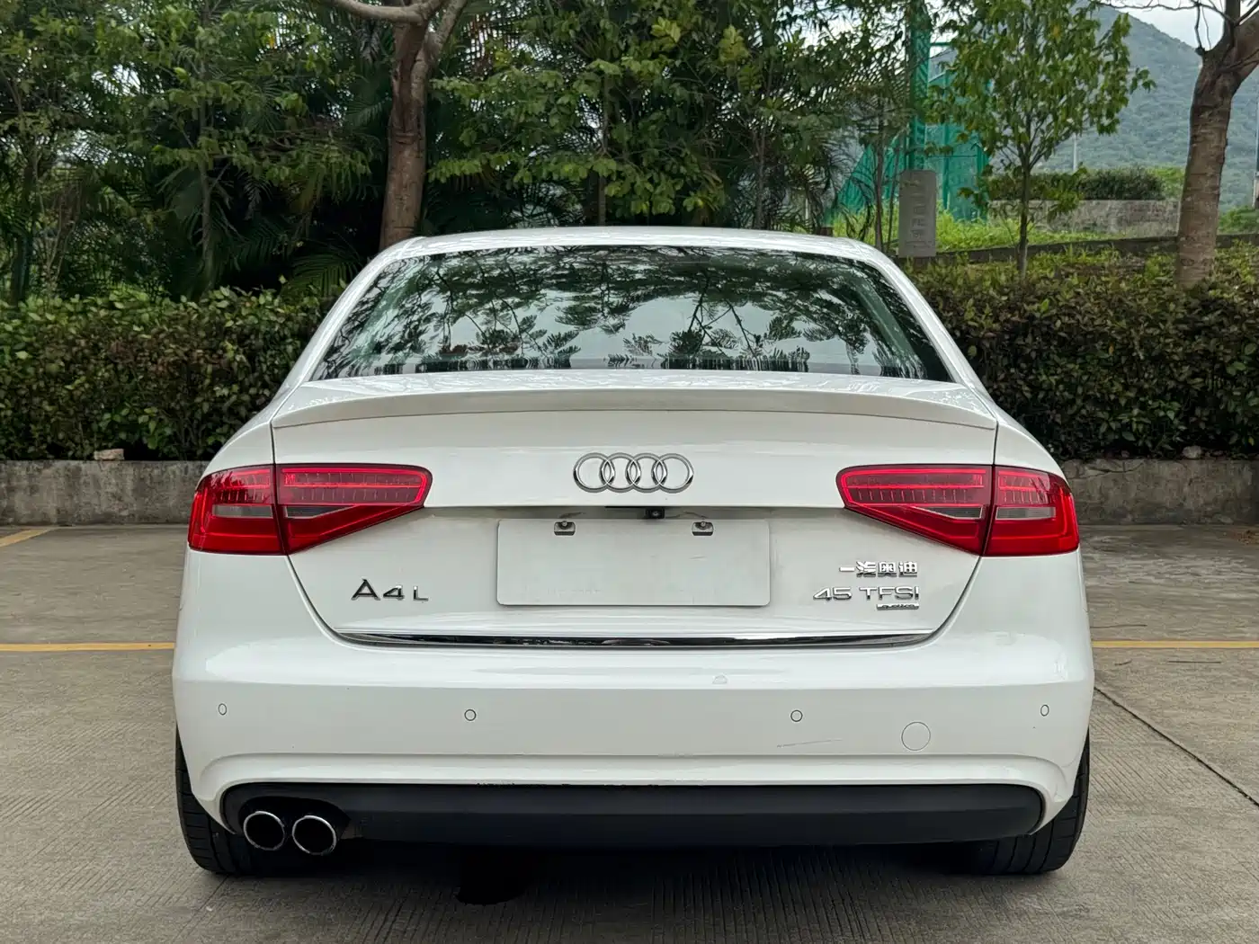 Audi A4L 2015 45 TFSI quattro Individual Sport фото 18