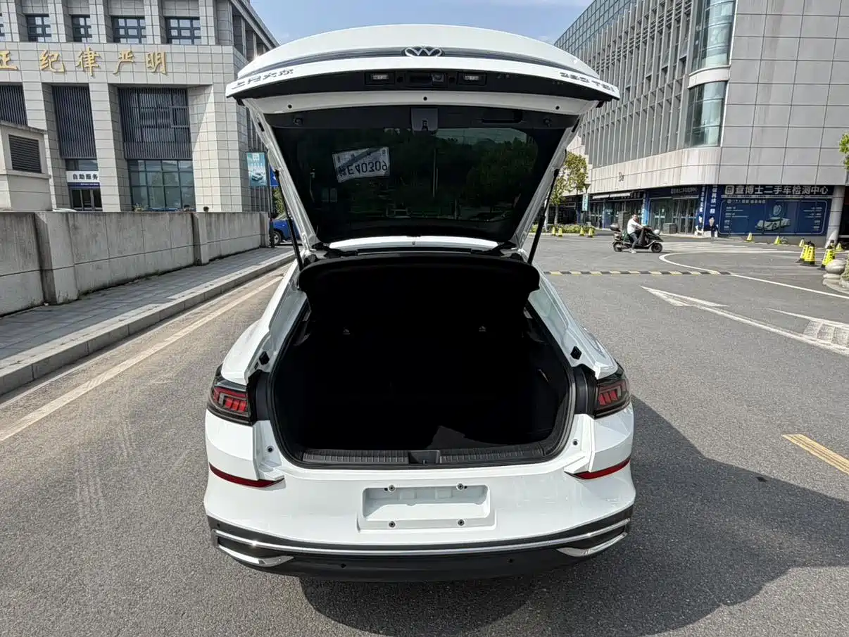 Volkswagen Lamando 2024 Lamando L 280TSI DSG Stylish Edition фото 12