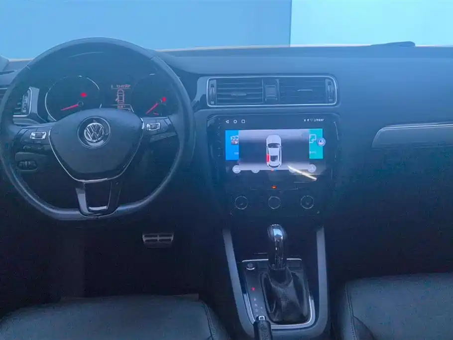 Volkswagen Sagitar 2017 180TSI Auto Exclusive Edition фото 12