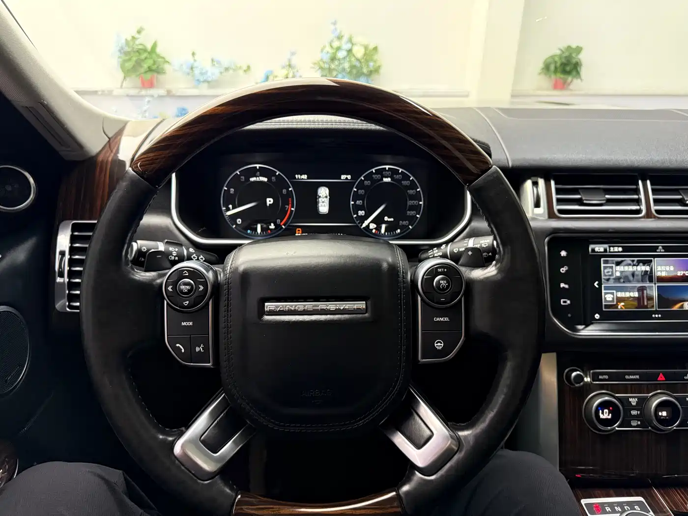 Land Rover Range Rover 2016 3.0 SC V6 Vogue фото 12