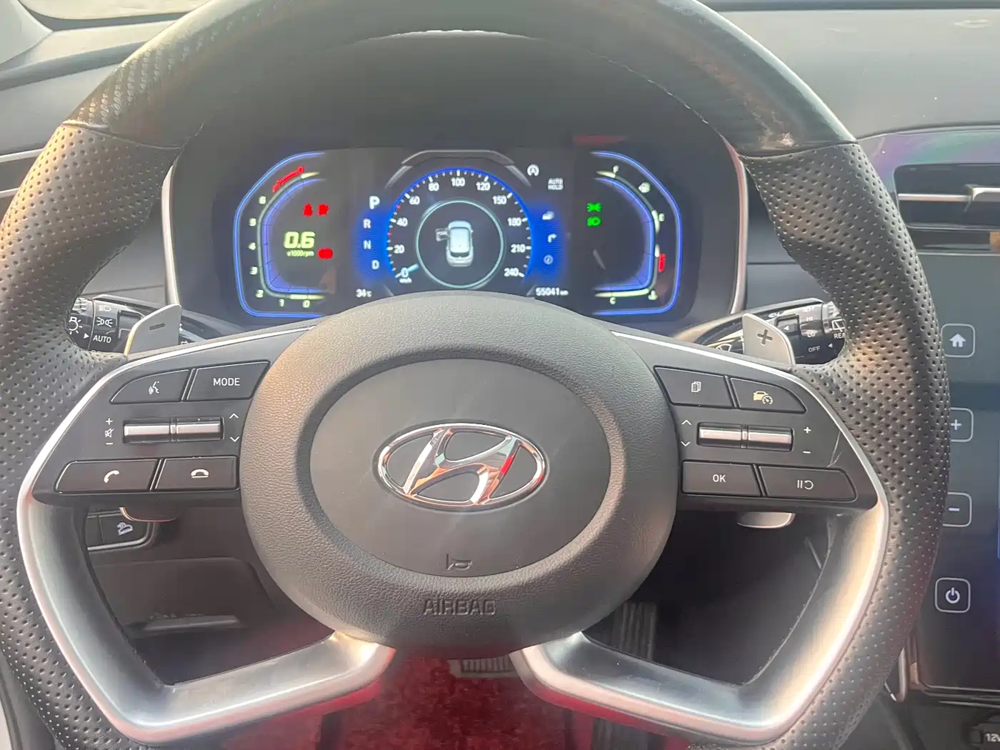 Hyundai Tucson 2023 Tucson L 1.5T Automatic 2WD DLX Luxury Edition фото 13