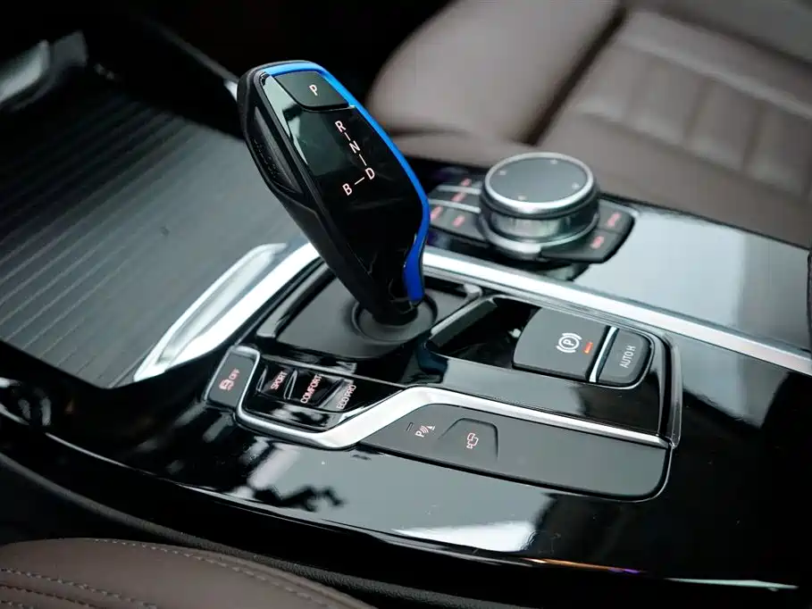 BMW iX3 2021 Pioneer фото 11