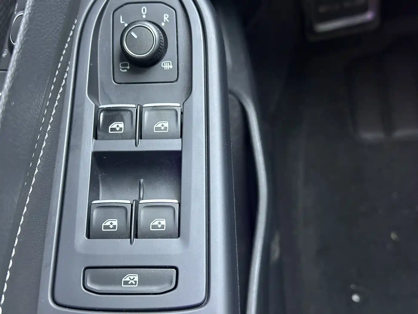 Volkswagen Golf 2021 280TSI DSG R-Line фото 12