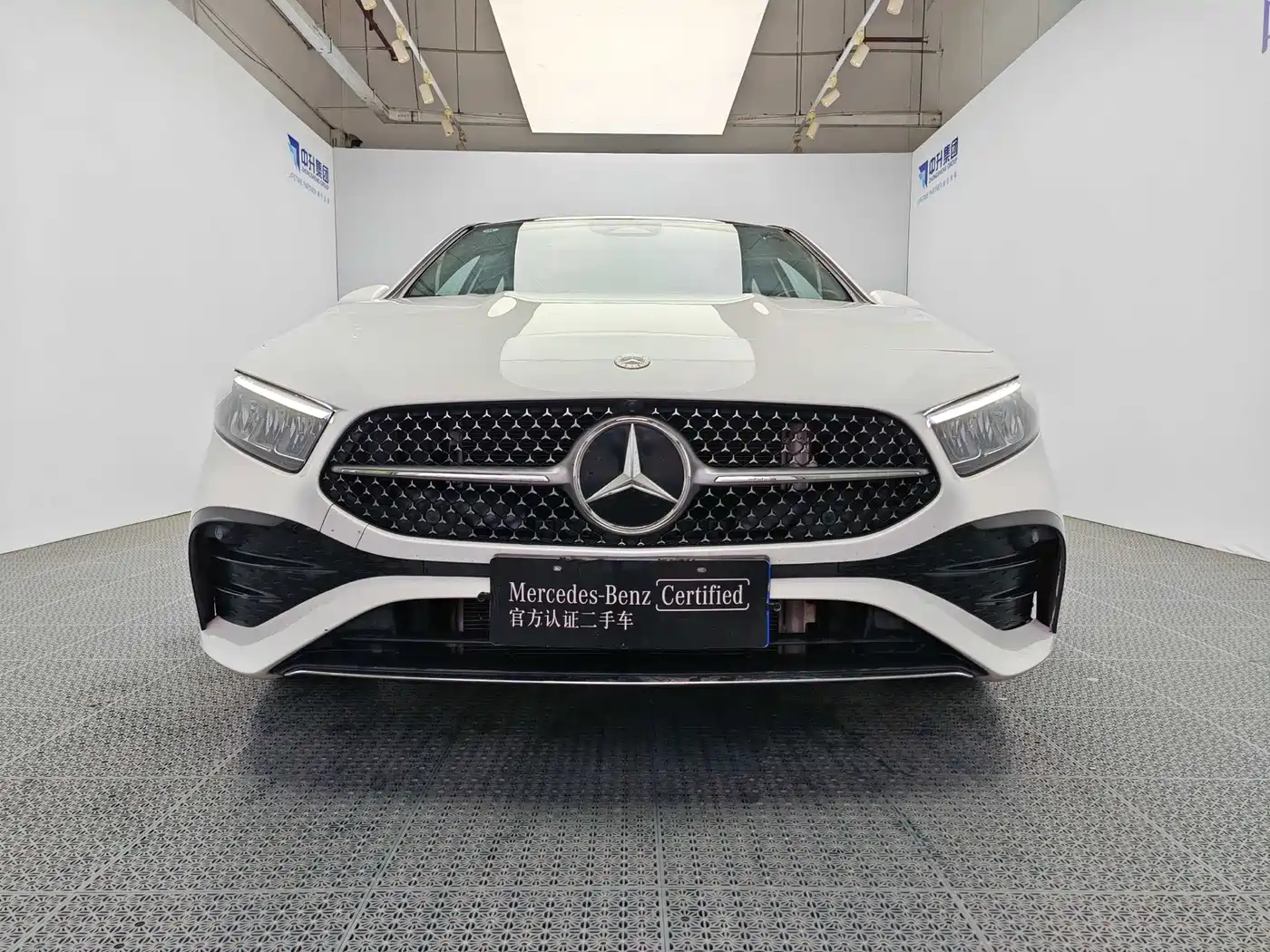 Mercedes-Benz A-Class 2023 A 200 L Fashion фото 2