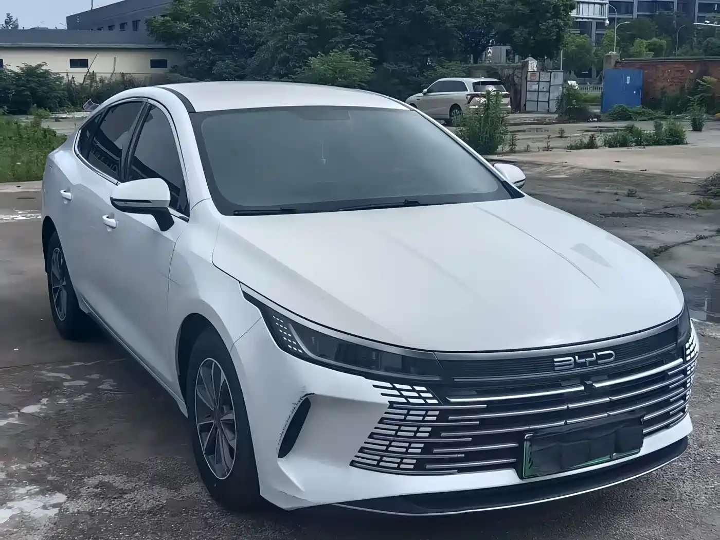 BYD Destroyer 05 2024 DM-i 55KM Pilot Glory Edition фото 3