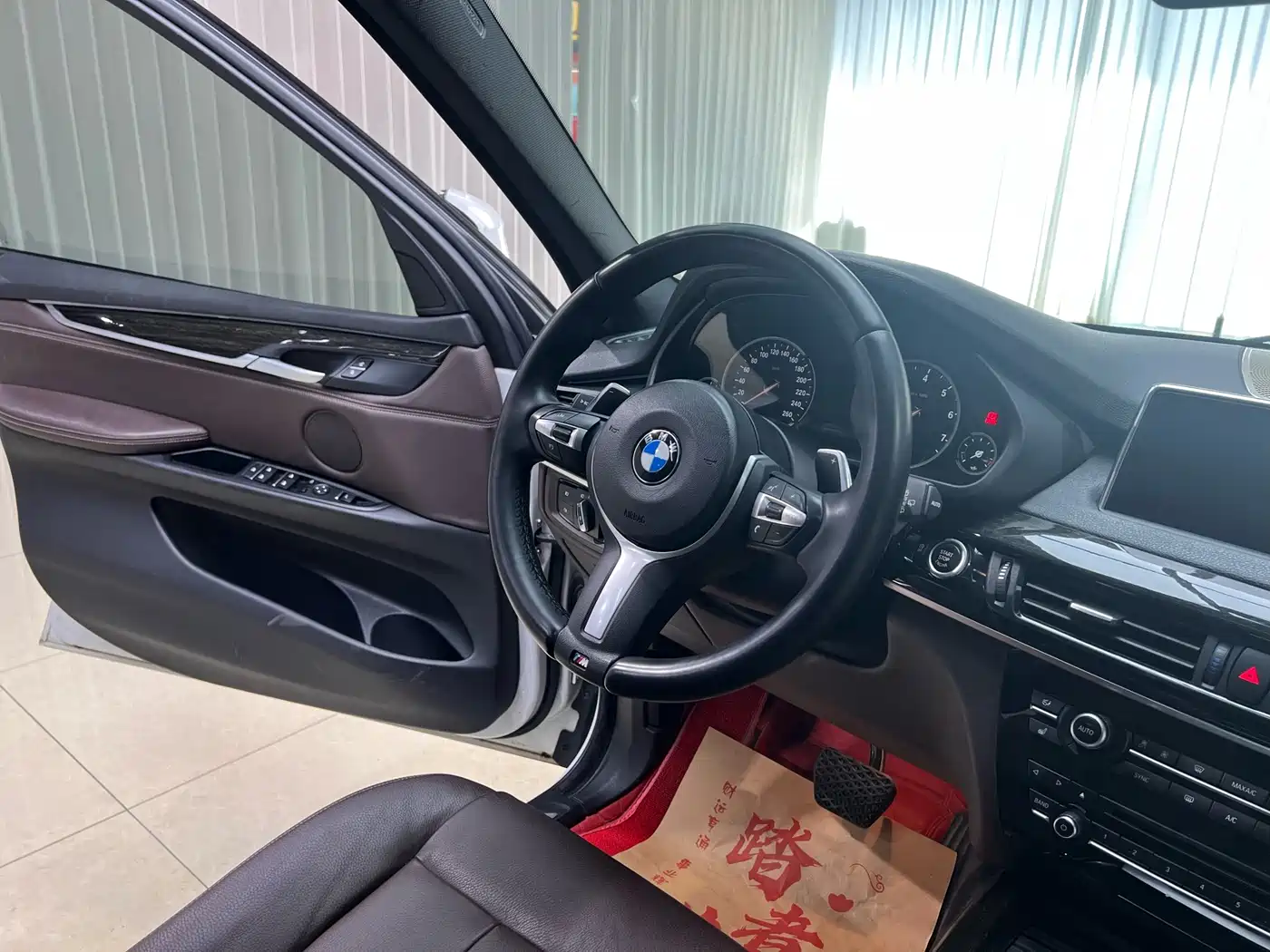 BMW X5 (Import) 2018 xDrive35i M Sport Model фото 14