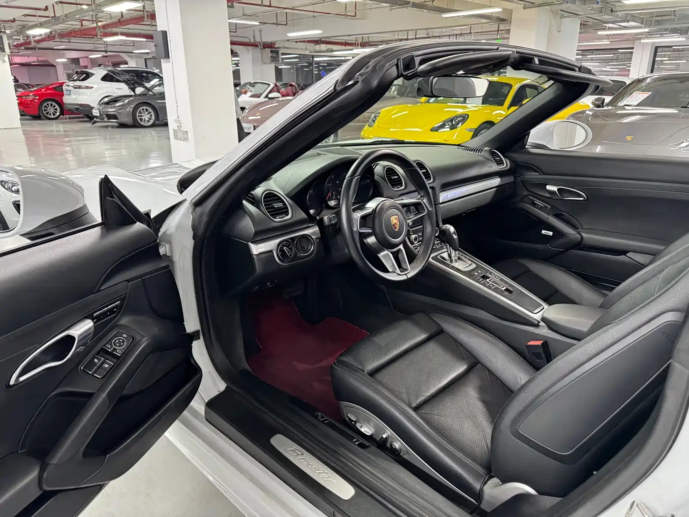 Porsche 718 2016 Boxster 2.0T фото 4