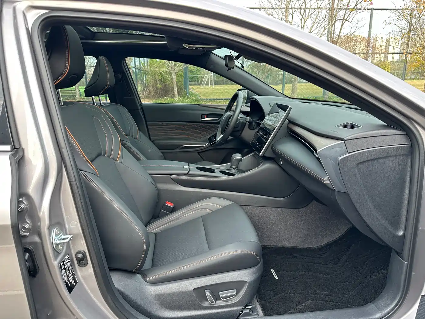 Toyota Avalon 2024 Hybrid 2.0L Luxury Edition фото 12