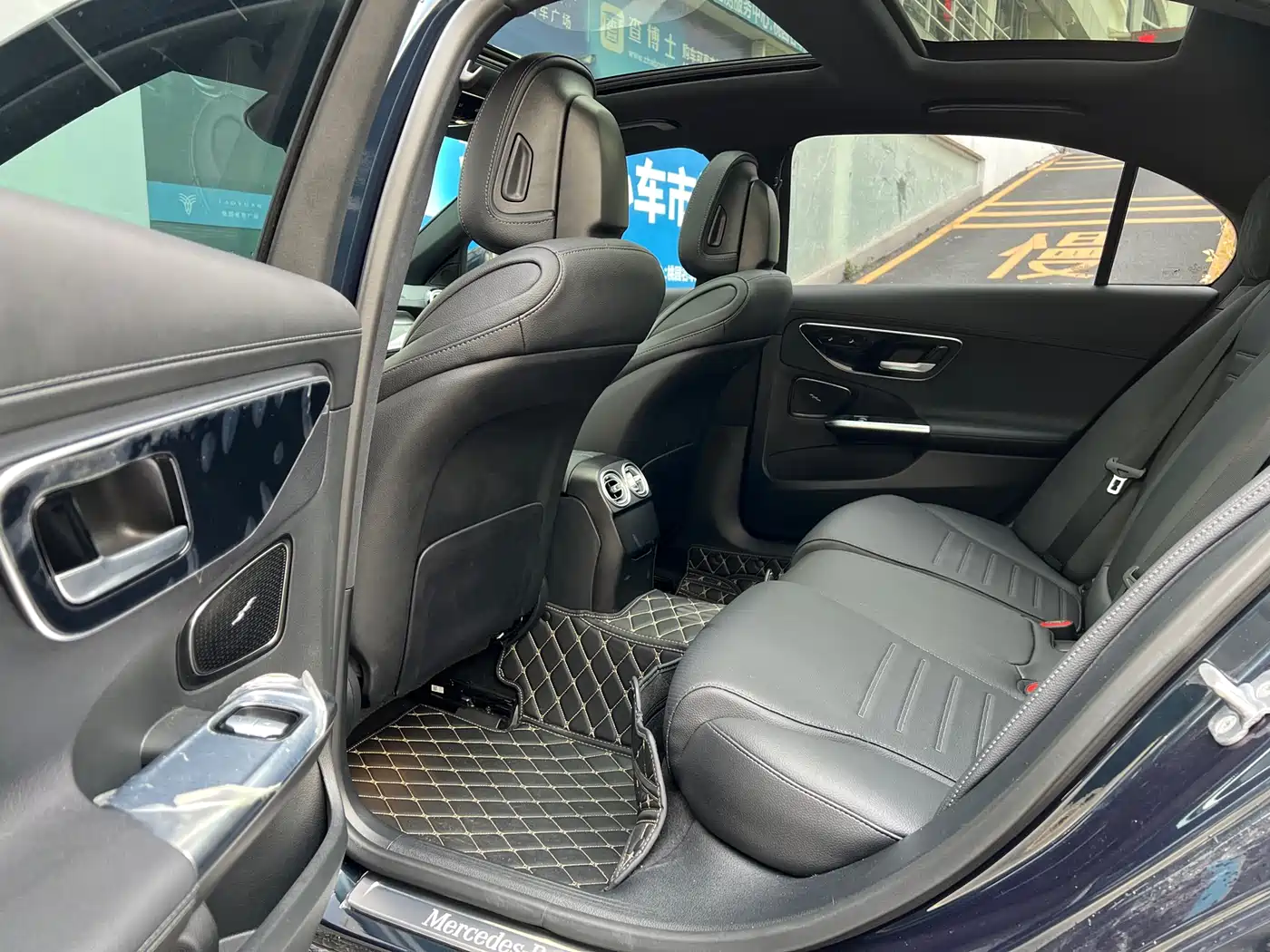 Mercedes-Benz C-Class 2024 Second Facelift C 260 L Sport фото 4