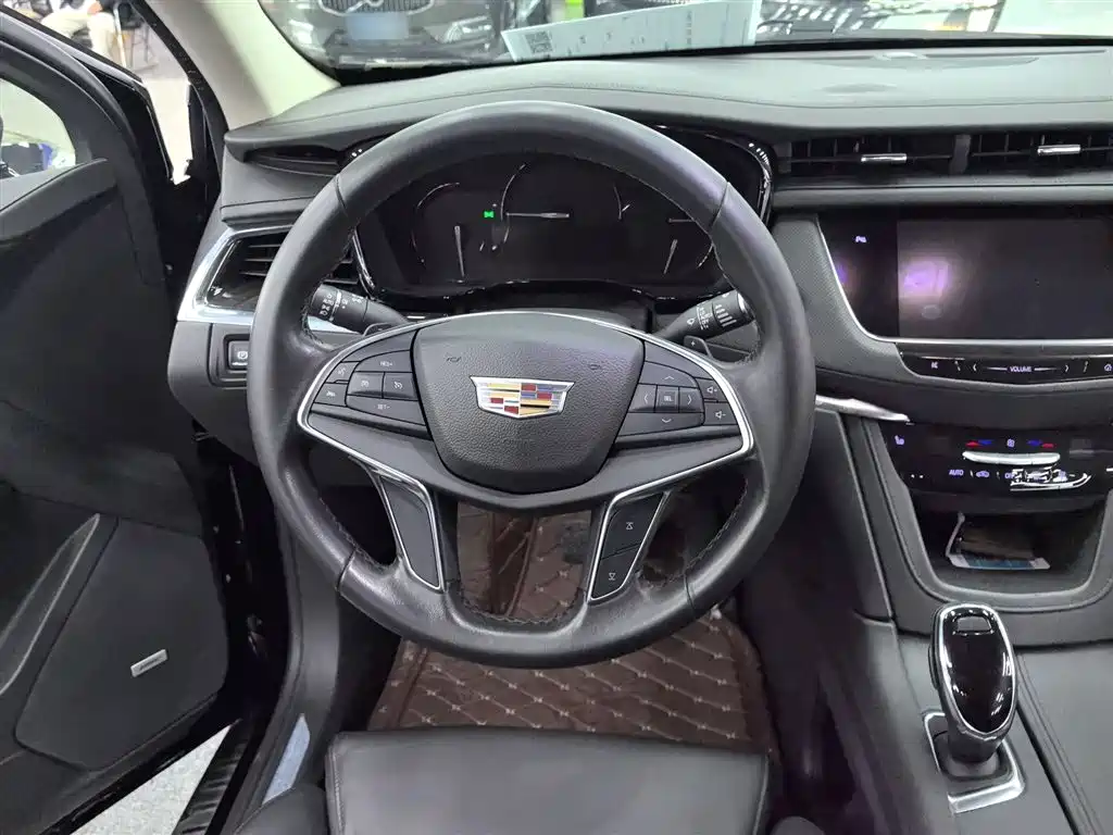 Cadillac XT5 2016 28T AWD Luxury Model фото 7