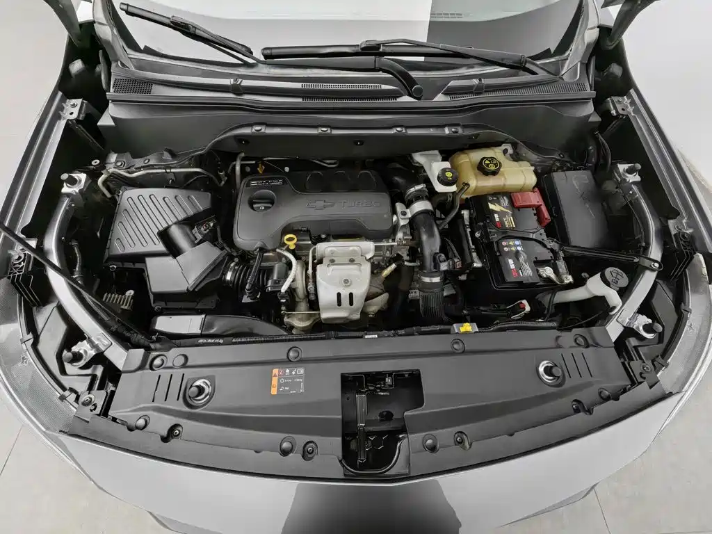 Photo 6 - Chevrolet Volando