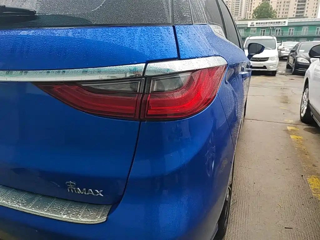 BYD Song MAX 2017 1.5T Auto Smart Connect Premium 7-seater фото 8