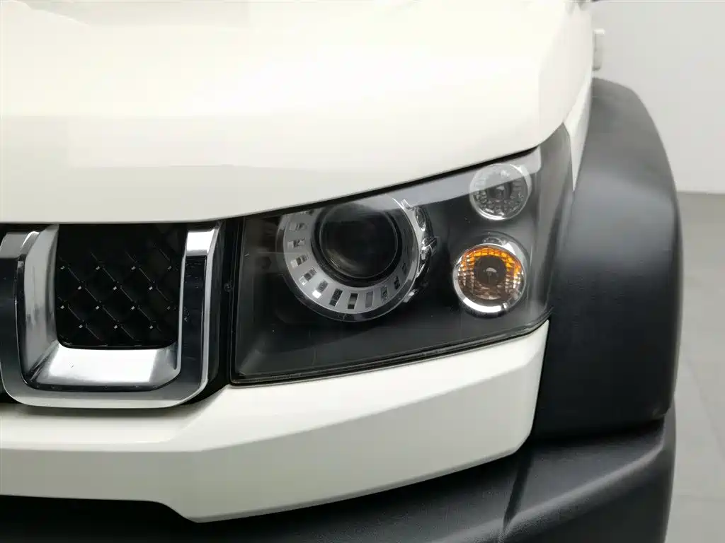 BAIC ORV Beijing Offroad BJ40 2016 Model 40L 2.0T Manual 4WD Premium фото 7