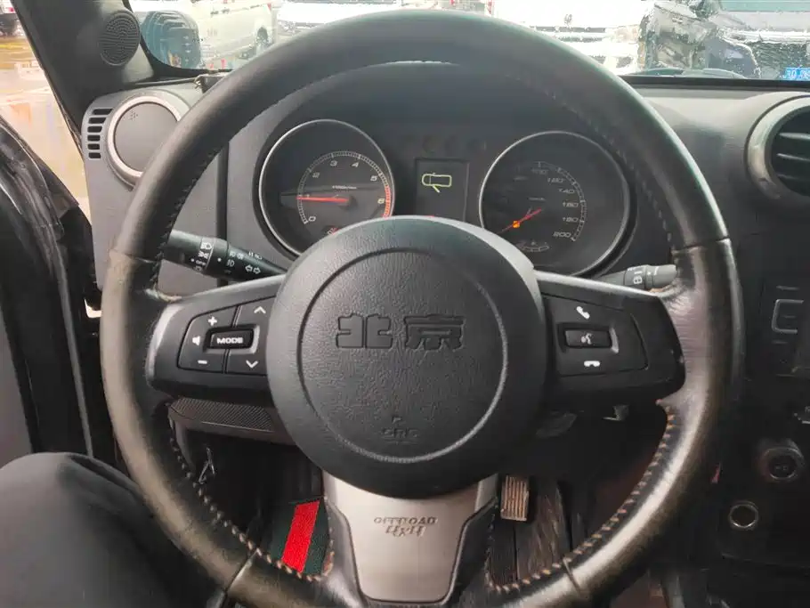 BAIC ORV Beijing Offroad BJ40 2016 Model 40L 2.0T Manual 4WD Premium фото 15