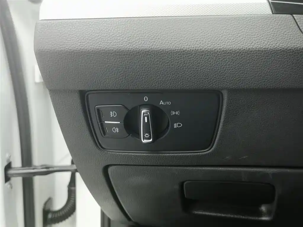 Volkswagen Weilan 2018 380TSI 2WD Comfort Edition фото 21