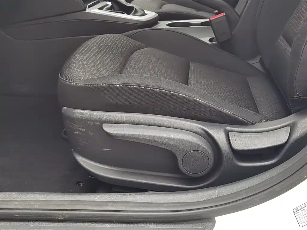 Hyundai Elantra 2016 Model 1.6L Automatic Smart Elite фото 20