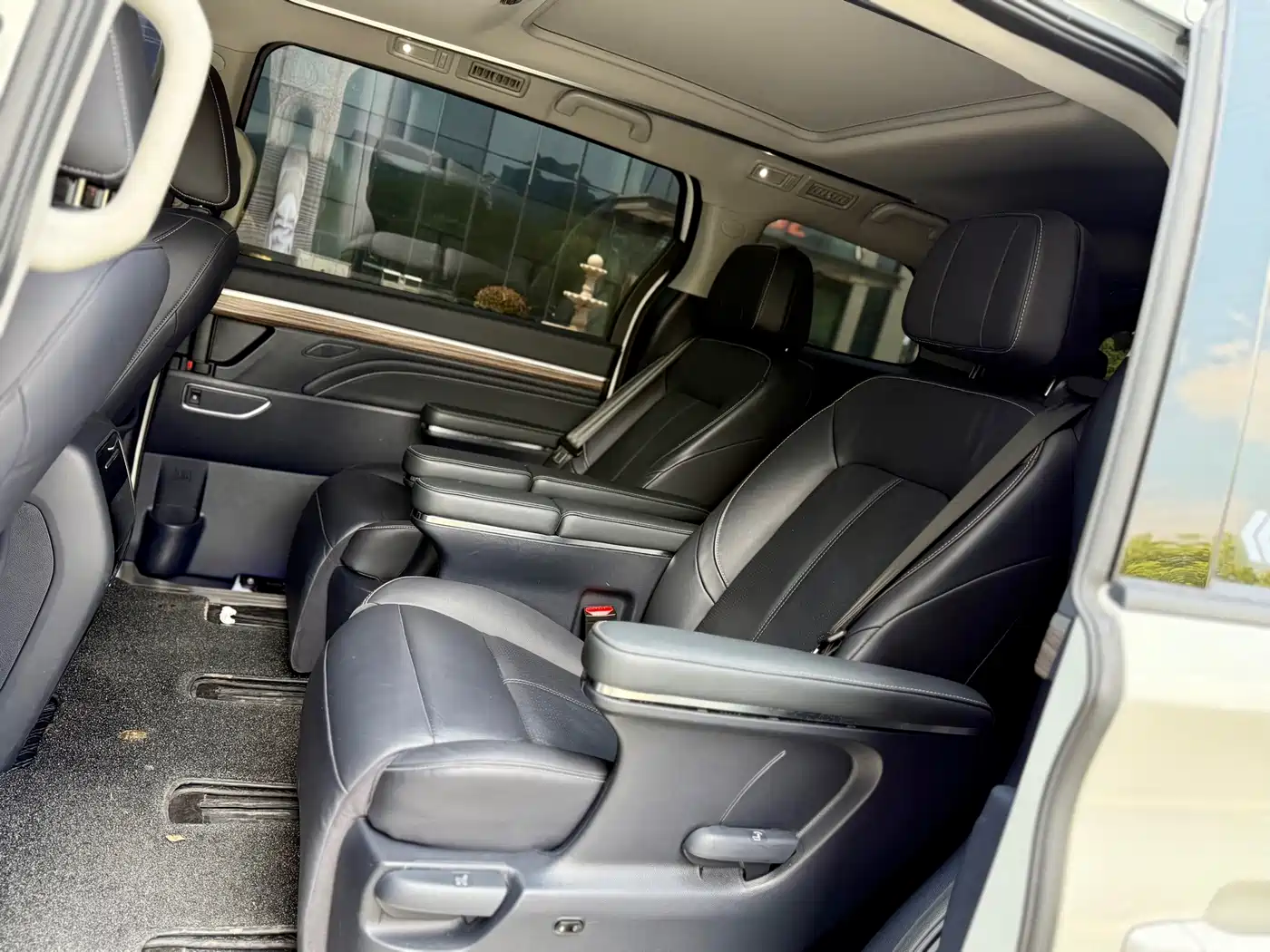 GAC Trumpchi Trumpchi M8 2021 Leading Show Series 390T Prestige Edition фото 9