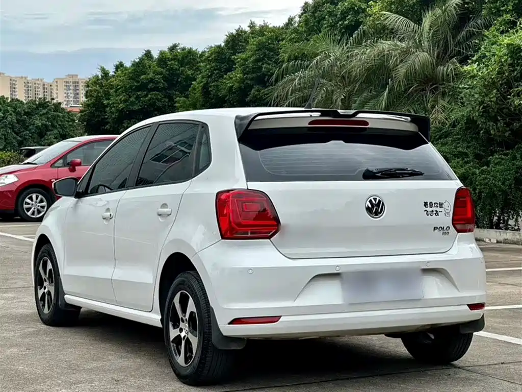 Volkswagen Polo 2018 1.5L Auto Safe Drive фото 4